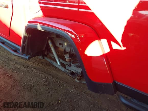 ✅ 2020 Jeep Gladiator Rubicon • VIN: 1C6JJTBG0LL188820 • Lot: 43855675. Wystawiony na IAAI z przebiegiem 40 145 mil. Bezpłatny archiwum sprzedaży aukcyjnych z USA i szczegółowy raport historii pojazdu na DreamBid. Zdjęcie 6.