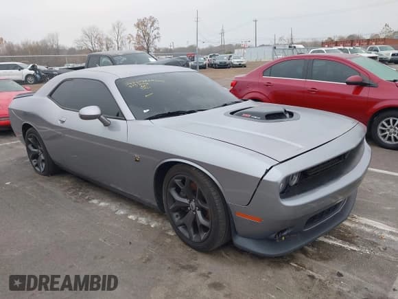 ✅ 2015 Dodge Challenger R/T Scat Pack Shaker • VIN: 2C3CDZFJ9FH873292 • Лот: 43649723. Опубликован ранее на IAAI с пробегом Не указан. Бесплатный доступ к архиву аукционных продаж из США и подробный отчёт об истории автомобиля на DreamBid. Изображение 1.