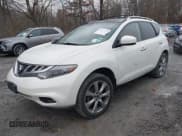 ✅ 2013 Nissan Murano S • VIN: JN8AZ1MW9DW318320 • Лот: 43677779. Опубликован ранее на IAAI с пробегом 131 568 миль. Бесплатный доступ к архиву аукционных продаж из США и подробный отчёт об истории автомобиля на DreamBid. Изображение 2.
