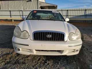2003 Hyundai Sonata GLS with VIN KMHWF35H33A910342, listed as a Copart auction lot 42789435 with 127,344 mi miles and Salvage title. Bid and sale history available at DreamBid. Image 5.