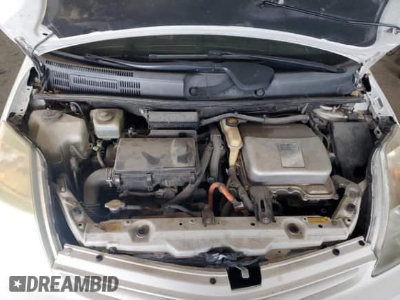 ✅ 2004 Toyota Prius • VIN: JTDKB22U040014923 • Lot: 89896755. Wystawiony na Copart z przebiegiem 176 059 mil. Bezpłatny archiwum sprzedaży aukcyjnych z USA i szczegółowy raport historii pojazdu na DreamBid. Zdjęcie 11.