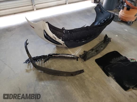 ✅ 2018 Buick Regal Preferred II • VIN: W04GM6SX8J1129805 • Lot: 69225514. Listed on Copart with Not provided. Free auction sales archive from the USA and detailed vehicle history report at DreamBid. Image 14.