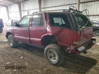 2003 Chevrolet Blazer LS z VIN 1GNCS13X03K151216, wystawiony jako Copart lot #82921564 z przebiegiem Nie podano mil oraz Szkoda całkowita • Salvage title. Historia ofert i sprzedaży dostępna na DreamBid. Obrazek 2.