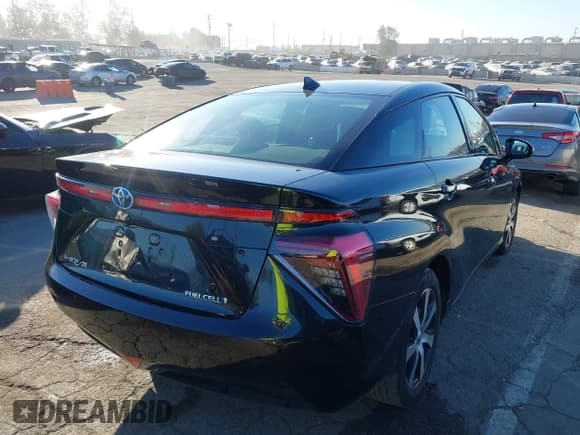 ✅ 2020 Toyota Mirai • VIN: JTDBVRBD2LA008159 • Lot: 43497120. Listed on IAAI with 36,263 mi. Free auction sales archive from the USA and detailed vehicle history report at DreamBid. Image 4.
