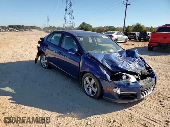 ✅ 2008 Volkswagen Jetta S • VIN: 3VWHM71K28M019011 • Lot: 82537815. Listed on Copart with 145,110 mi. Free auction sales archive from the USA and detailed vehicle history report at DreamBid. Image 13.