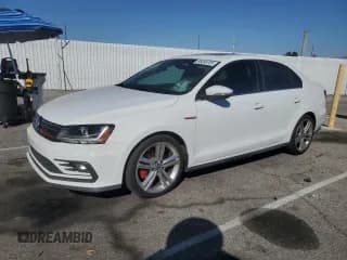 ✅ 2017 Volkswagen Jetta GLI • VIN: 3VW4T7AJ2HM237331 • Лот: 86495765. Опубликован ранее на Copart с пробегом 133 458 миль. Бесплатный доступ к архиву аукционных продаж из США и подробный отчёт об истории автомобиля на DreamBid. Изображение 1.