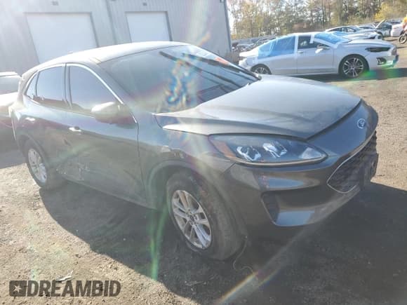 ✅ 2020 Ford Escape SE • VIN: 1FMCU9G61LUA94544 • Lot: 82504575. Listed on Copart with 82,325 mi. Free auction sales archive from the USA and detailed vehicle history report at DreamBid. Image 4.