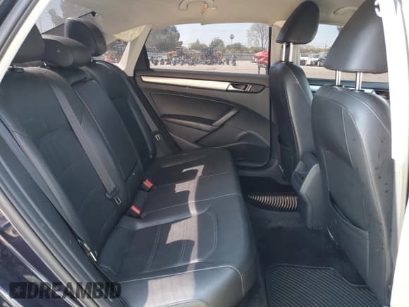 ✅ 2014 Volkswagen Passat S • VIN: 1VWAP7A31EC016261 • Lot: 56760275. Listed on Copart with 169,122 mi. Free auction sales archive from the USA and detailed vehicle history report at DreamBid. Image 10.