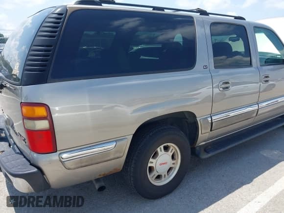 ✅ 2001 GMC Yukon XL SLT • VIN: 3GKFK16T41G191516 • Lot: 42759293. Wystawiony na IAAI z przebiegiem 374 475 mil. Bezpłatny archiwum sprzedaży aukcyjnych z USA i szczegółowy raport historii pojazdu na DreamBid. Zdjęcie 13.