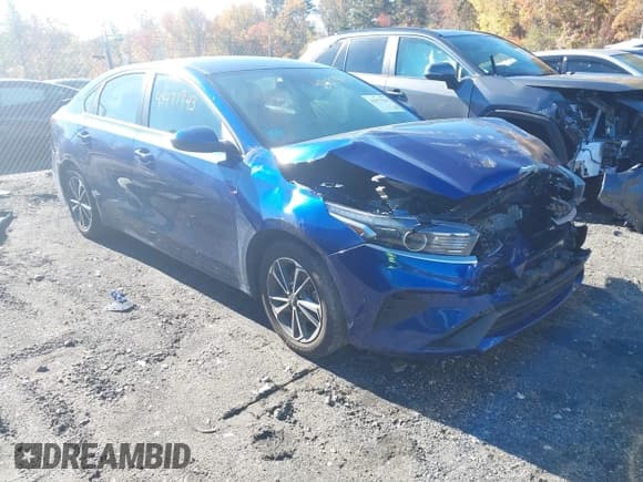 ✅ 2022 Kia Forte LXS • VIN: 3KPF24AD0NE494212 • Lot: 43477943. Wystawiony na IAAI z przebiegiem 43 837 mil. Bezpłatny archiwum sprzedaży aukcyjnych z USA i szczegółowy raport historii pojazdu na DreamBid. Zdjęcie 1.