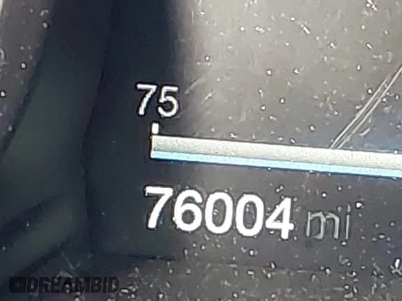 ✅ 2017 Alfa Romeo Giulia Ti • VIN: ZARFAEENXH7560223 • Lot: 41923690. Listed on IAAI with 76,004 mi. Free auction sales archive from the USA and detailed vehicle history report at DreamBid. Image 15.