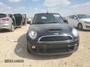 ✅ 2013 MINI Convertible S • VIN: WMWZP3C59DT550519 • Lot: 87029795. Wystawiony na Copart z przebiegiem 72 719 mil. Bezpłatny archiwum sprzedaży aukcyjnych z USA i szczegółowy raport historii pojazdu na DreamBid. Zdjęcie 5.