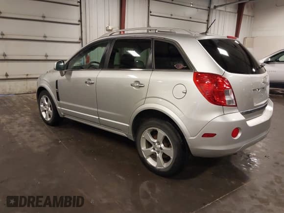 ✅ 2014 Chevrolet Captiva Sport LT • VIN: 3GNAL3EK5ES608871 • Lot: 42516982. Wystawiony na IAAI z przebiegiem 107 519 mil. Bezpłatny archiwum sprzedaży aukcyjnych z USA i szczegółowy raport historii pojazdu na DreamBid. Zdjęcie 3.