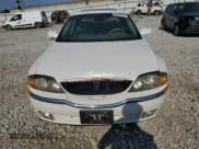 ✅ 2000 Lincoln LS • VIN: 1LNHM86S6YY786653 • Lot: 66848725. Wystawiony na Copart z przebiegiem 215 943 mil. Bezpłatny archiwum sprzedaży aukcyjnych z USA i szczegółowy raport historii pojazdu na DreamBid. Zdjęcie 5.