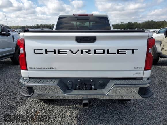 2022 Chevrolet Silverado 3500HD LTZ с VIN 1GC4YUE77NF104951, выставлен на аукционе Copart как лот 85613244 с пробегом 96 119 миль миль и Списание • Salvage title. История ставок и продаж доступна на DreamBid. Изображение 6.