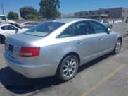 ✅ 2005 Audi A6 • VIN: WAUDG74FX5N085425 • Лот: 42956342. Опубликован ранее на IAAI с пробегом 131 904 миль. Бесплатный доступ к архиву аукционных продаж из США и подробный отчёт об истории автомобиля на DreamBid. Изображение 4.