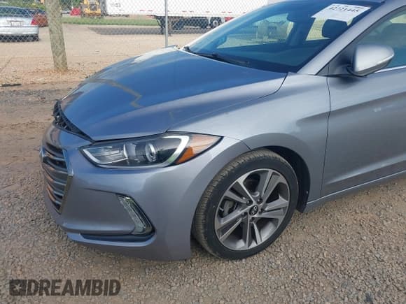 ✅ 2017 Hyundai Elantra Value Edition • VIN: 5NPD84LFXHH080956 • Lot: 42721445. Listed on IAAI with 97,806 mi. Free auction sales archive from the USA and detailed vehicle history report at DreamBid. Image 6.