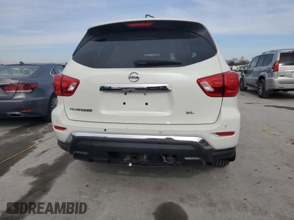 ✅ 2017 Nissan Pathfinder Platinum • VIN: 5N1DR2MN0HC683400 • Лот: 92734095. Опубликован ранее на Copart с пробегом 149 168 миль. Бесплатный доступ к архиву аукционных продаж из США и подробный отчёт об истории автомобиля на DreamBid. Изображение 6.