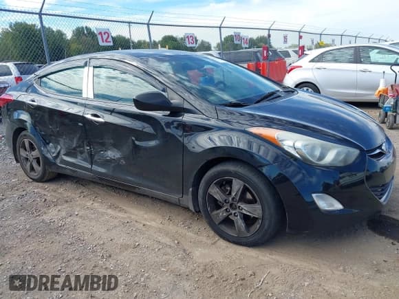 ✅ 2012 Hyundai Elantra Limited • VIN: 5NPDH4AE0CH133280 • Лот: 43244402. Опубликован ранее на IAAI с пробегом 190 648 миль. Бесплатный доступ к архиву аукционных продаж из США и подробный отчёт об истории автомобиля на DreamBid. Изображение 1.