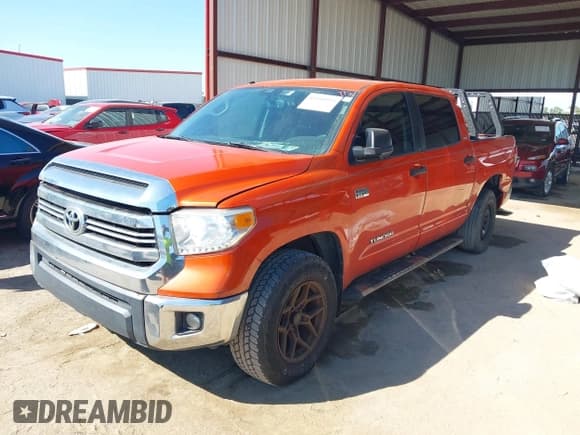 ✅ 2017 Toyota Tundra SR5 • VIN: 5TFEW5F19HX228776 • Лот: 43440954. Опубликован ранее на IAAI с пробегом 188 561 миль. Бесплатный доступ к архиву аукционных продаж из США и подробный отчёт об истории автомобиля на DreamBid. Изображение 2.