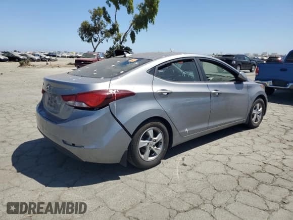 ✅ 2015 Hyundai Elantra SE • VIN: KMHDH4AE9FU311175 • Lot: 61083985. Listed on Copart with 184,157 mi. Free auction sales archive from the USA and detailed vehicle history report at DreamBid. Image 3.