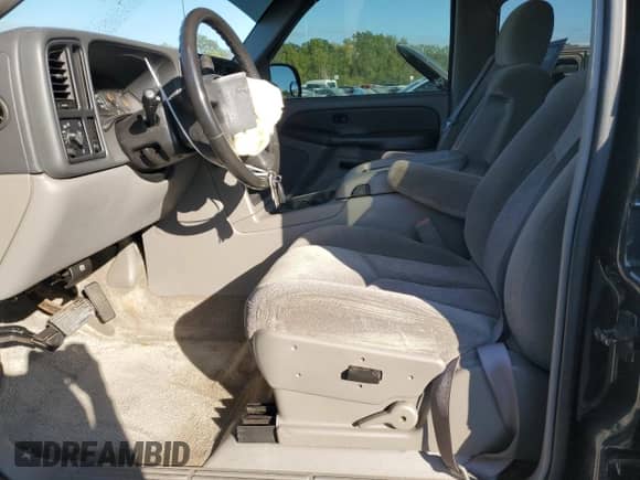 2003 Chevrolet Tahoe LT с VIN 1GNEC13Z73R251327, выставлен на аукционе Copart как лот 85694465 с пробегом 132 064 миль миль и Списание • Salvage title. История ставок и продаж доступна на DreamBid. Изображение 7.