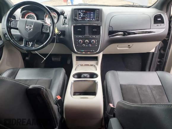 ✅ 2019 Dodge Grand Caravan SXT • VIN: 2C4RDGCGXKR735963 • Lot: 90213955. Wystawiony na Copart z przebiegiem 169 554 mil. Bezpłatny archiwum sprzedaży aukcyjnych z USA i szczegółowy raport historii pojazdu na DreamBid. Zdjęcie 8.