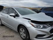 ✅ 2018 Chevrolet Cruze LS • VIN: 1G1BC5SM1J7151072 • Lot: 82407215. Wystawiony na Copart z przebiegiem 64 226 mil. Bezpłatny archiwum sprzedaży aukcyjnych z USA i szczegółowy raport historii pojazdu na DreamBid. Zdjęcie 13.