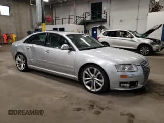 ✅ 2008 Audi S8 • VIN: WAUPN94E48N014604 • Лот: 82362434. Опубликован ранее на Copart с пробегом 202 532 миль. Бесплатный доступ к архиву аукционных продаж из США и подробный отчёт об истории автомобиля на DreamBid. Изображение 4.