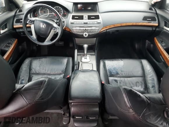 ✅ 2012 Honda Accord EX-L • VIN: 1HGCP2F82CA140407 • Lot: 92716735. Wystawiony na Copart z przebiegiem 112 420 mil. Bezpłatny archiwum sprzedaży aukcyjnych z USA i szczegółowy raport historii pojazdu na DreamBid. Zdjęcie 8.