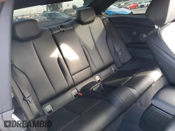 ✅ 2017 BMW 4 Series 430i • VIN: WBA4R7C52HK895799 • Lot: 93554555. Listed on Copart with 49,815 mi. Free auction sales archive from the USA and detailed vehicle history report at DreamBid. Image 10.