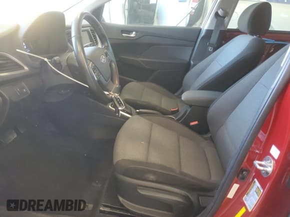 ✅ 2019 Hyundai Accent Limited • VIN: 3KPC34A32KE059601 • Лот: 74581894. Опубликован ранее на Copart с пробегом 56 139 миль. Бесплатный доступ к архиву аукционных продаж из США и подробный отчёт об истории автомобиля на DreamBid. Изображение 7.