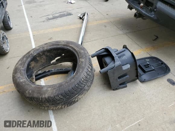 ✅ 2003 Ford F-150 Harley-Davidson • VIN: 1FTRW07363KB39192 • Lot: 57642465. Listed on Copart with Not provided. Free auction sales archive from the USA and detailed vehicle history report at DreamBid. Image 13.