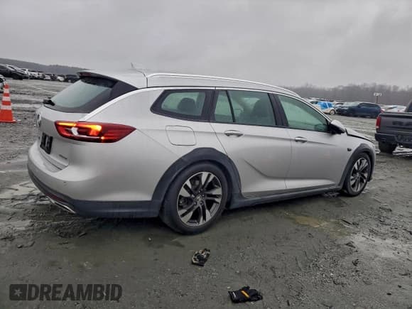 ✅ 2018 Buick Regal Preferred • VIN: W04GU8SX0J1159909 • Лот: 95493455. Опубликован ранее на Copart с пробегом 144 195 миль. Бесплатный доступ к архиву аукционных продаж из США и подробный отчёт об истории автомобиля на DreamBid. Изображение 3.