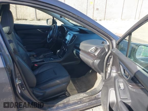 ✅ 2017 Subaru Impreza Limited • VIN: 4S3GTAT61H3700812 • Лот: 43804961. Опубликован ранее на IAAI с пробегом 250 961 миль. Бесплатный доступ к архиву аукционных продаж из США и подробный отчёт об истории автомобиля на DreamBid. Изображение 5.