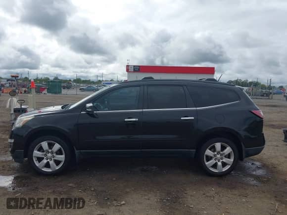 ✅ 2016 Chevrolet Traverse LT • VIN: 1GNKRGKD6GJ184685 • Lot: 43347578. Listed on IAAI with 118,041 mi. Free auction sales archive from the USA and detailed vehicle history report at DreamBid. Image 14.