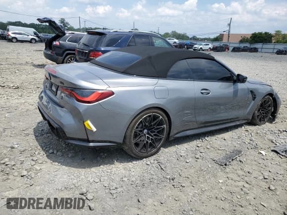 ✅ 2023 BMW M4 Competition xDrive • VIN: WBS33BA07PCL63105 • Lot: 62775125. Wystawiony na Copart z przebiegiem 39 958 mil. Bezpłatny archiwum sprzedaży aukcyjnych z USA i szczegółowy raport historii pojazdu na DreamBid. Zdjęcie 3.