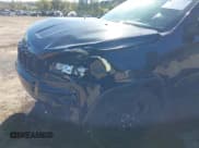 ✅ 2019 Jeep Grand Cherokee Altitude • VIN: 1C4RJFAG6KC786424 • Lot: 43420353. Wystawiony na IAAI z przebiegiem 76 367 mil. Bezpłatny archiwum sprzedaży aukcyjnych z USA i szczegółowy raport historii pojazdu na DreamBid. Zdjęcie 6.