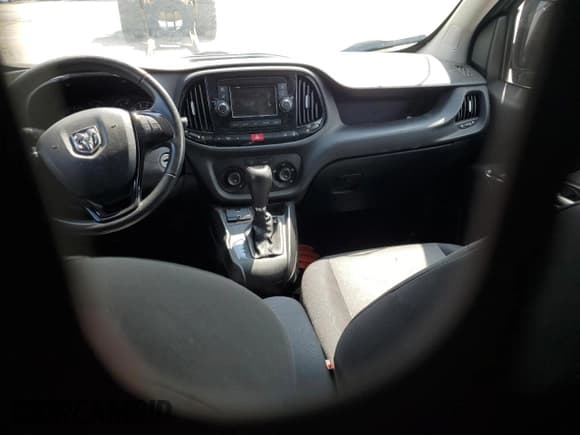 ✅ 2015 Ram ProMaster City Cargo Tradesman SLT • VIN: ZFBERFBT9F6A62708 • Lot: 74247914. Wystawiony na Copart z przebiegiem Nie podano. Bezpłatny archiwum sprzedaży aukcyjnych z USA i szczegółowy raport historii pojazdu na DreamBid. Zdjęcie 8.