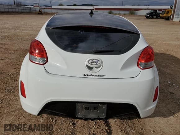 ✅ 2013 Hyundai Veloster w/Gray Int • VIN: KMHTC6ADXDU156677 • Lot: 79303324. Wystawiony na Copart z przebiegiem 72 584 mil. Bezpłatny archiwum sprzedaży aukcyjnych z USA i szczegółowy raport historii pojazdu na DreamBid. Zdjęcie 6.