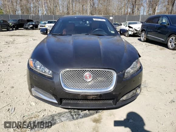 ✅ 2015 Jaguar XF Portfolio • VIN: SAJWJ0FF1F8U76451 • Lot: 44001163. Wystawiony na Copart z przebiegiem 68 556 mil. Bezpłatny archiwum sprzedaży aukcyjnych z USA i szczegółowy raport historii pojazdu na DreamBid. Zdjęcie 5.