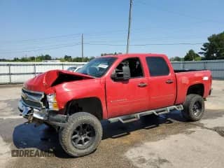 2012 Chevrolet Silverado 1500 LT z VIN 1GCPKSE75CF105192, wystawiony jako Copart lot #80805595 z przebiegiem 239 813 mil mil oraz Szkoda całkowita • Salvage title. Historia ofert i sprzedaży dostępna na DreamBid. Obrazek 1.