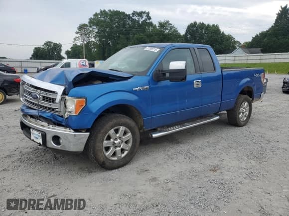 ✅ 2014 Ford F-150 XL • VIN: 1FTFX1ET0EFA26875 • Lot: 57308115. Wystawiony na Copart z przebiegiem 184 709 mil. Bezpłatny archiwum sprzedaży aukcyjnych z USA i szczegółowy raport historii pojazdu na DreamBid. Zdjęcie 1.