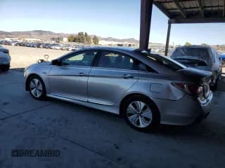 ✅ 2013 Hyundai Sonata • VIN: KMHEC4A49DA071604 • Lot: 89446005. Listed on Copart with 203,295 mi. Free auction sales archive from the USA and detailed vehicle history report at DreamBid. Image 2.