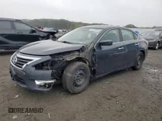 2015 Nissan Altima SV with VIN 1N4AL3AP3FC267624, listed as a Copart auction lot 82419695 with 248,713 mi miles and Clean title. Bid and sale history available at DreamBid. Image 1.