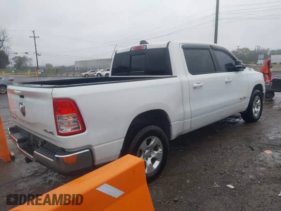 2022 Ram 1500 Big Horn with VIN 1C6RRFFG0NN298149, listed as a IAAI auction lot 43531131 with 238,021 mi miles and . Bid and sale history available at DreamBid. Image 4.