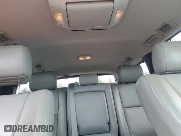 ✅ 2016 Toyota Sequoia Limited • VIN: 5TDJY5G15GS128525 • Лот: 67317855. Опубликован ранее на Copart с пробегом 217 918 миль. Бесплатный доступ к архиву аукционных продаж из США и подробный отчёт об истории автомобиля на DreamBid. Изображение 10.