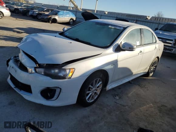 ✅ 2016 Mitsubishi Lancer ES • VIN: JA32U2FU1GU011206 • Лот: 42745115. Опубликован ранее на Copart с пробегом 120 809 миль. Бесплатный доступ к архиву аукционных продаж из США и подробный отчёт об истории автомобиля на DreamBid. Изображение 1.