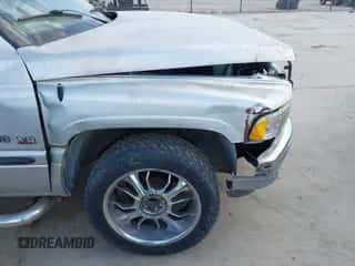 2001 Dodge 1500 с VIN 3B7HC13Y61M572741, выставлен на аукционе IAAI как лот 43400970 с пробегом 211 124 миль миль и . История ставок и продаж доступна на DreamBid. Изображение 6.