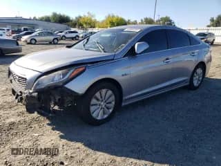 2016 Hyundai Sonata SE z VIN KMHE24L13GA024935, wystawiony jako Copart lot #85566335 z przebiegiem 156 032 mil mil oraz Szkoda całkowita • Salvage title. Historia ofert i sprzedaży dostępna na DreamBid. Obrazek 1.